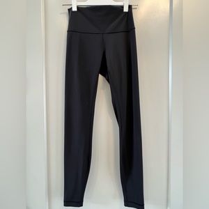 Lululemon Black Leggings 29” Inseam Size 6 Like New Condition